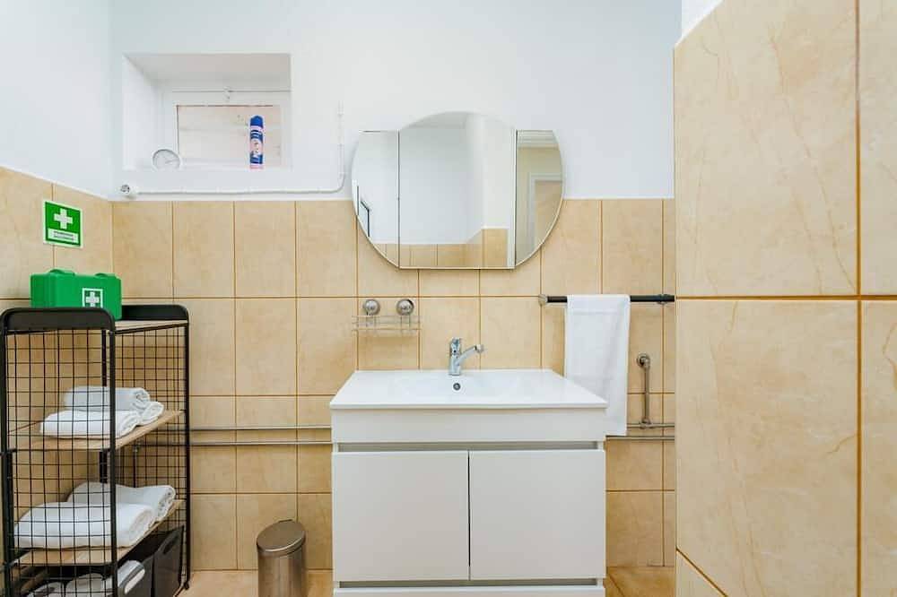 Ganze Wohnung, The Great Pearl. Ocean Views, Near Beach & Airport in Santa Cruz (Madeira), Madeira