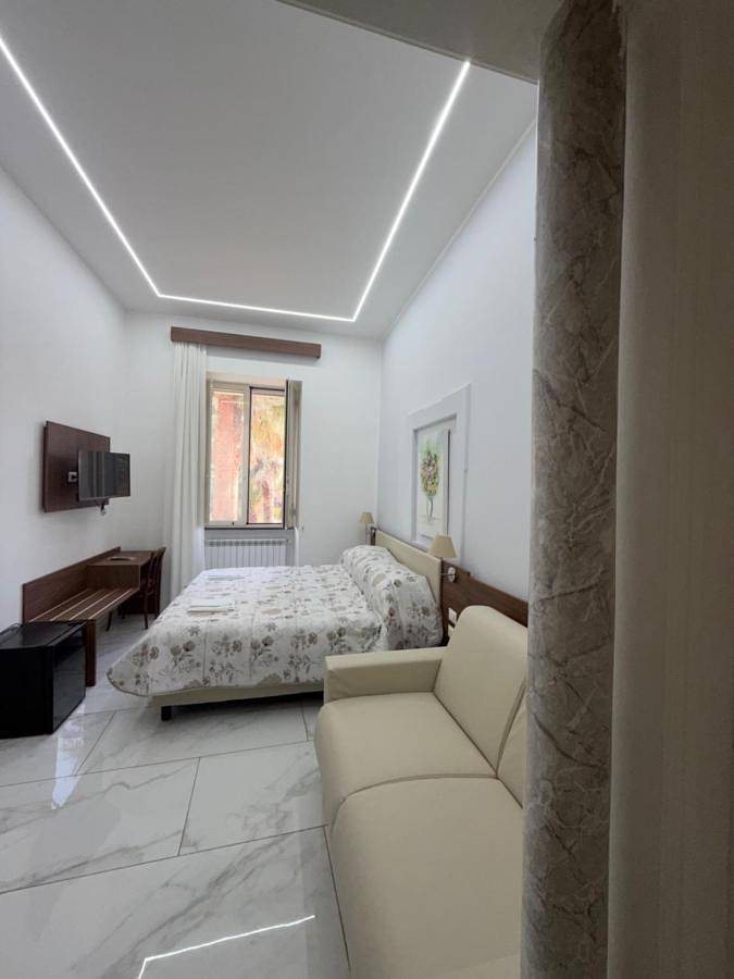 Appartamento per 3 persone, con panorama e giardino a Pollena Trocchia