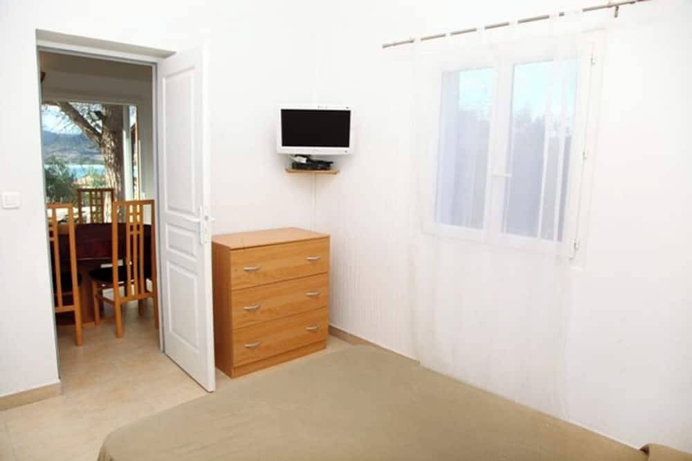 Minivilla \"Figari\" sea view, Santa Giulia beach in Santa Giulia, Porto Vecchio