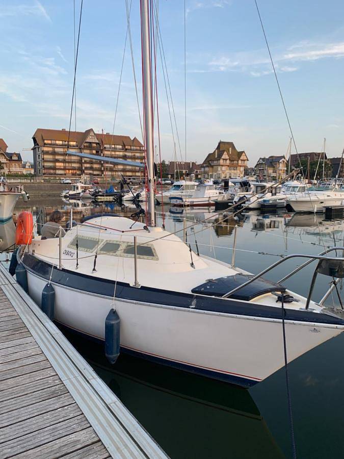 Madi au fil de l'eau à Deauville in Deauville, Région de Lisieux