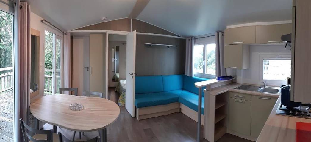 Location de vacances pour 5 personnes, avec piscine ainsi que jardin et vue à Saint-Marcan - 4