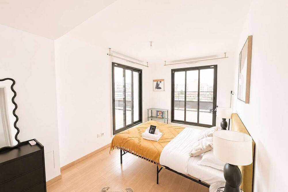 Ganze Wohnung, Appartement 2 chambres avec terrasse a Courbevoie in Courbevoie, Hauts-de-Seine