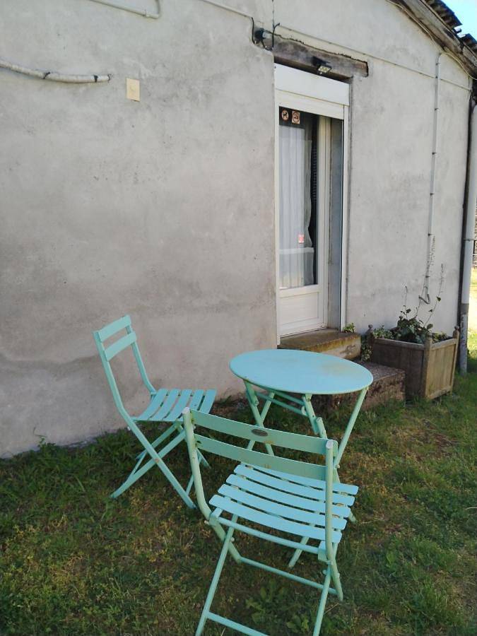 Appartement entier, Accommodation à la ferme in Saint-Pardoux-Corbier, Région de Brive-la-Gaillarde