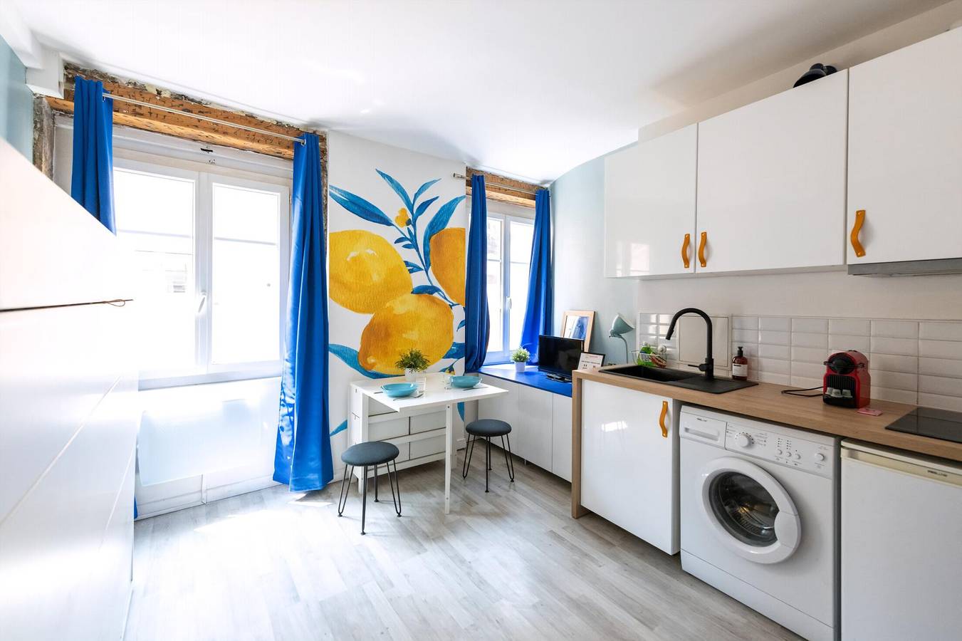 Studio entier, Le Coysevox-Joli studio rénové pentes Croix Rousse in Lyon, Lyon et ses environs