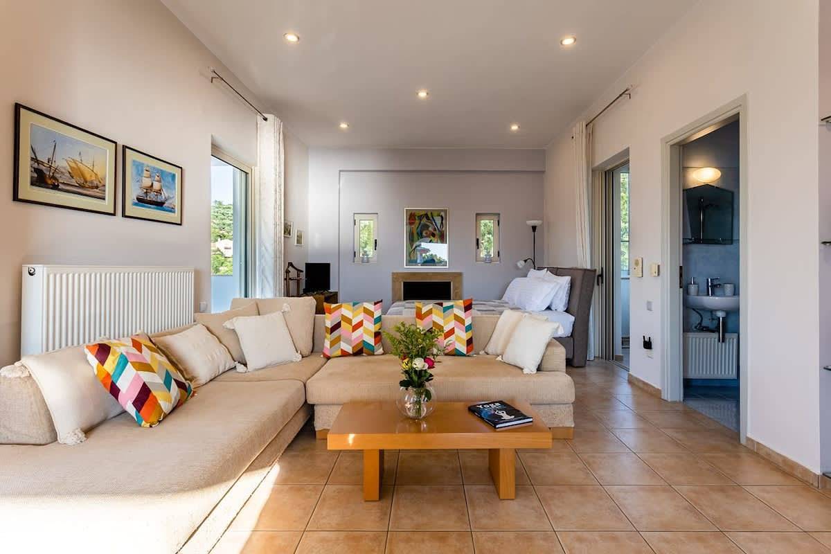Kitries Summer Getaway - Eden Comfy Suite in Messenia region