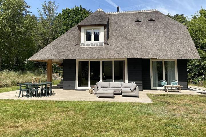 Villa voor 10 personen, met tuin, met huisdier op Ameland