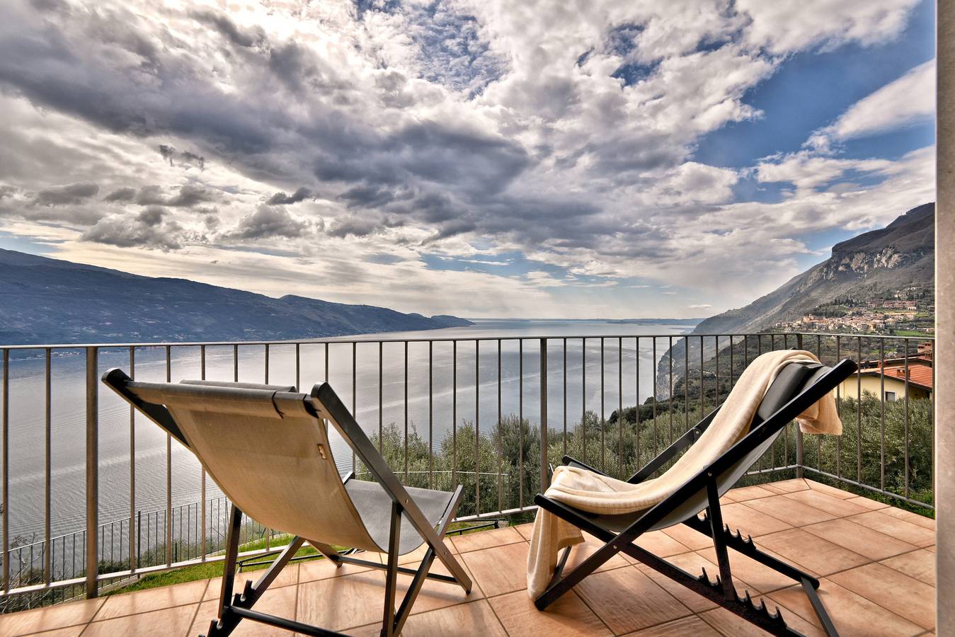 Ganze Wohnung, Casa Azzurro Lago in Oldesio, Tignale