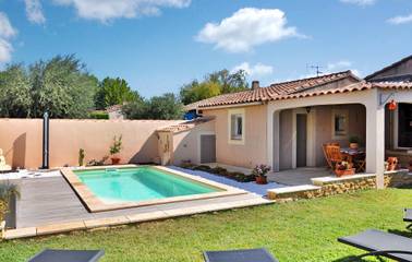 Gîte pour 6 personnes, avec terrasse à Vedène