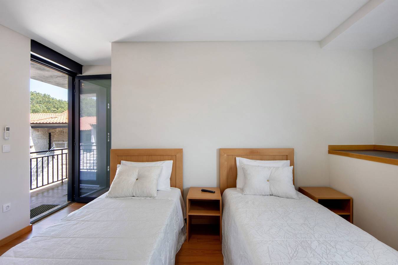Kamer 'Quarto 6' met uitzicht op de bergen, Wifi en airconditioning, foto 8