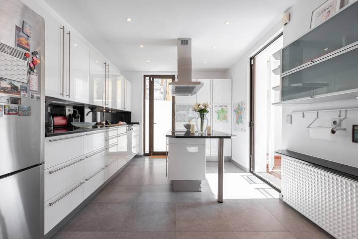 Ferienhaus für 8 Personen, mit Balkon und Terrasse sowie Garten in Nizza - 3