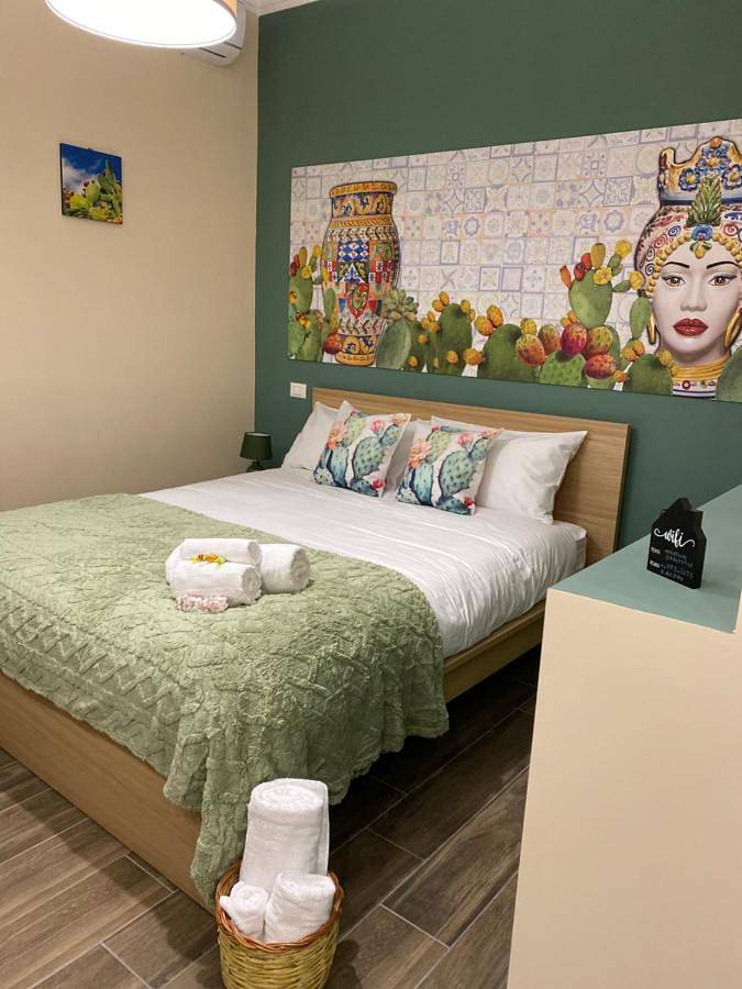BnB für 2 Personen, mit Balkon in Catania - 2
