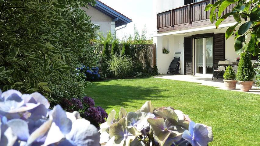 Vacation apartment for 2 people, with terrace, kid friendly in Chiemsee