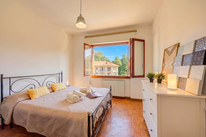 Ganze Wohnung, Residenza Il Parco - Family Retreat with Garden in Ispra, Comune di Ispra