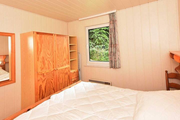 Bungalow für 2 Personen, mit Terrasse und Garten in Sellin - 4