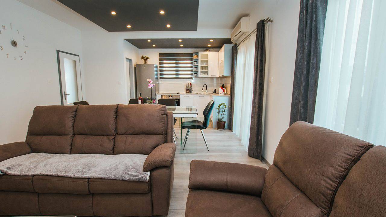 Ganze Ferienwohnung, Ferienwohnung für 4 Personen (78 m²) in Arbanija in Arbanija, Ciovo