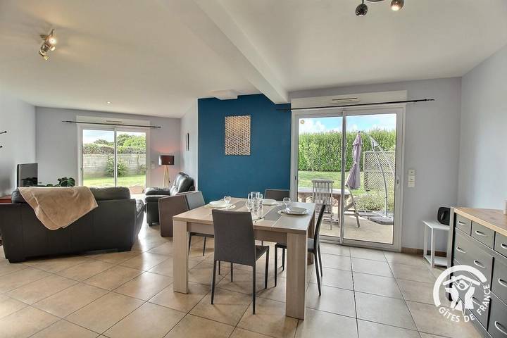Gîte pour 6 personnes, avec jardin et terrasse à Penvénan - 2