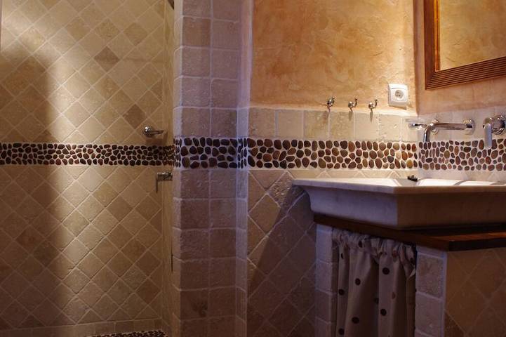 Gîte pour 16 personnes à Saint-Jean-de-Maruéjols-et-Avéjan - 3