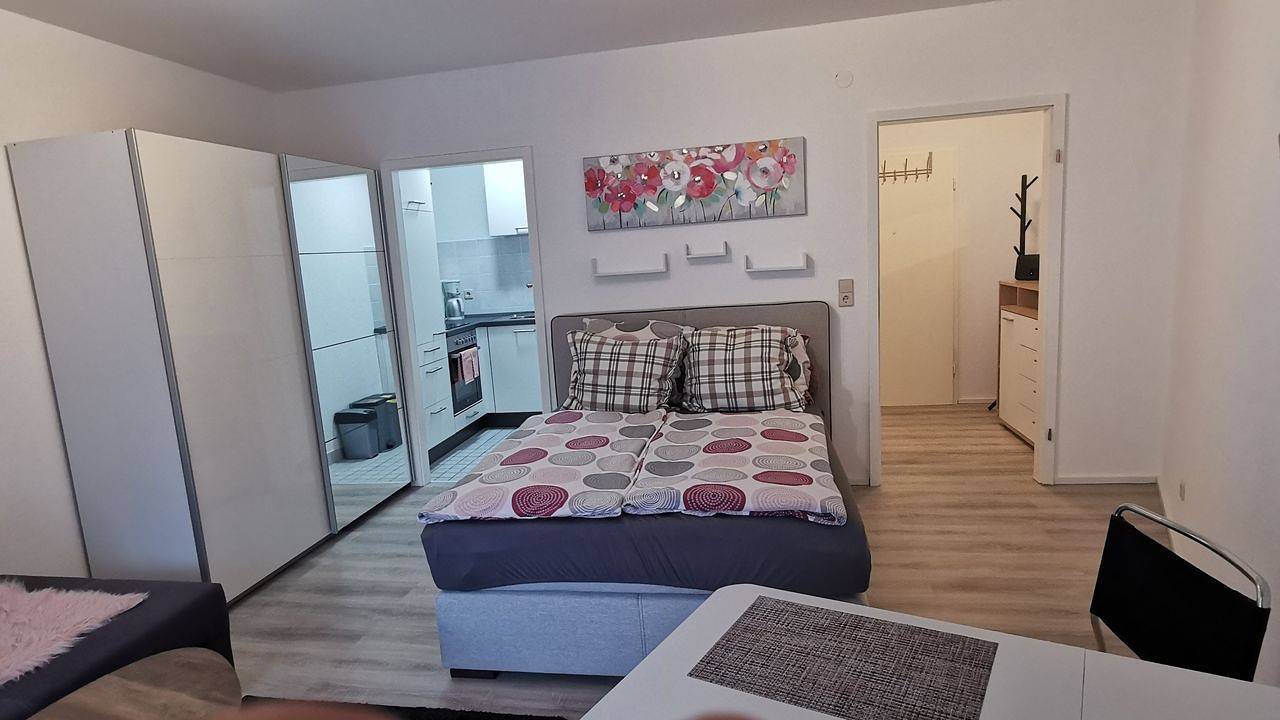 Ganze Ferienwohnung, Ferienwohnung für 2 Personen (30 m²) in Friedrichshafen in Friedrichshafen, Region Bodensee-Oberschwaben