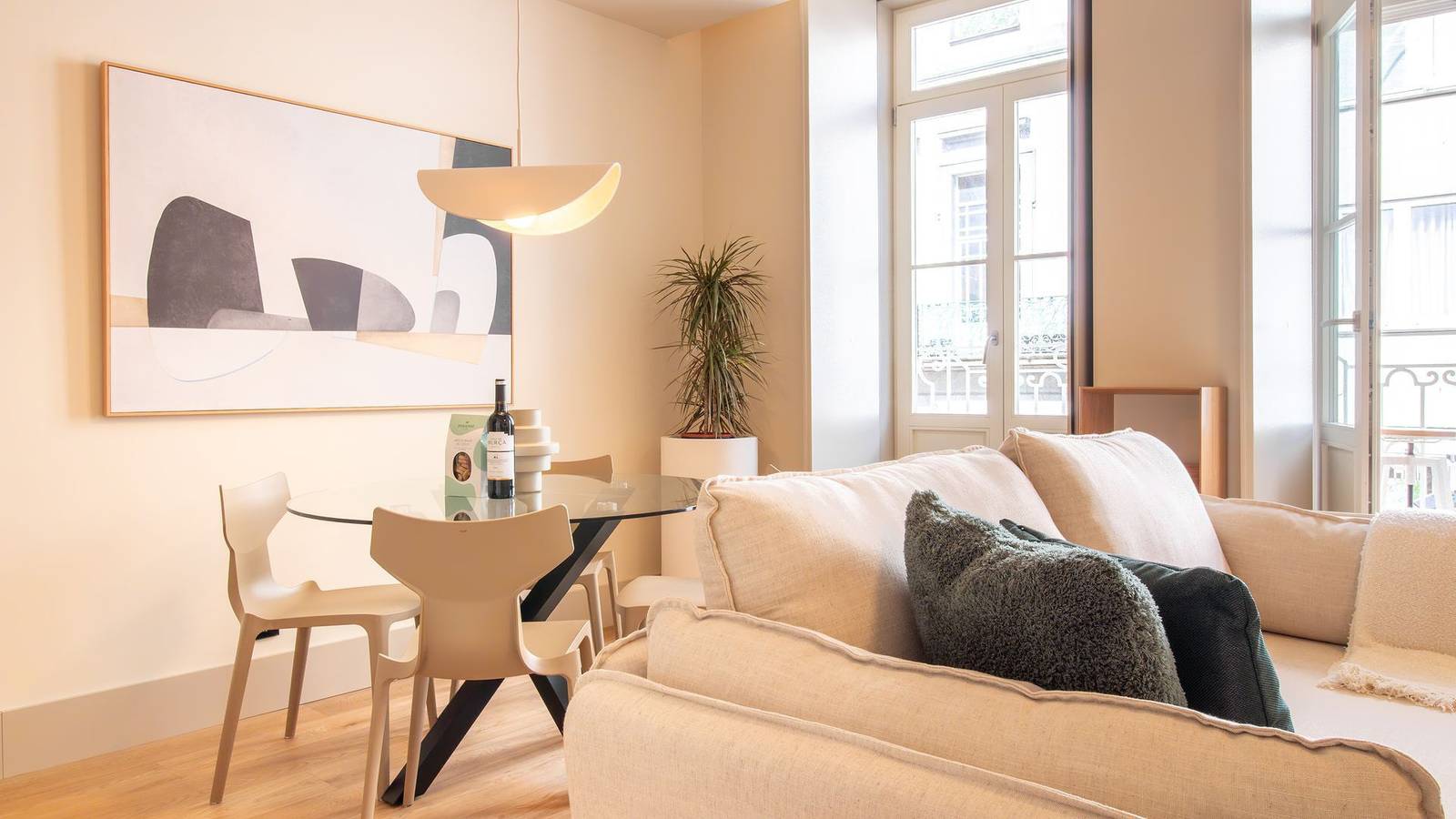 Apartamento inteiro, Catarina 392 | Chic Studio by Lovelystay in Santo Ildefonso, Porto