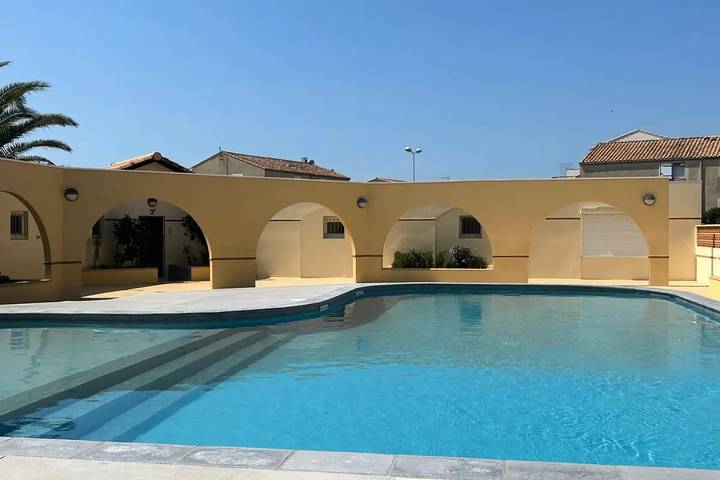 Appartement de vacances pour 5 personnes, avec Terrasse et Piscine à Frontignan