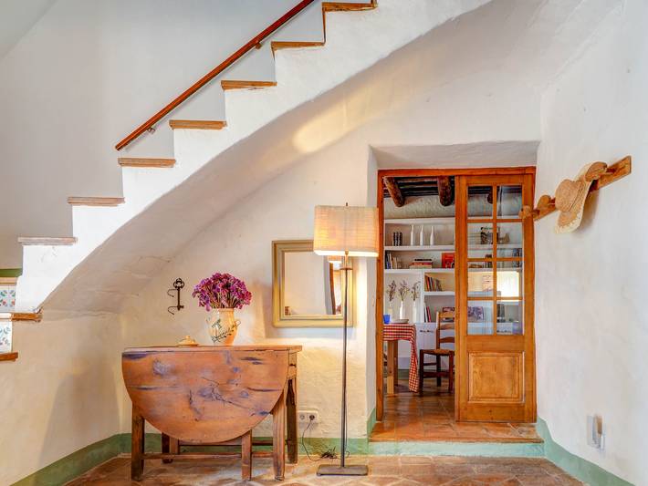 Casa rural para 10 personas, con jardín además de terraza y piscina, Se admiten mascotas en San Pedro de Ribas - 4