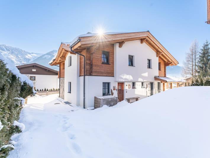 Chalet mit Wellness, Garten und Aussicht in Piesendorf, Pinzgau