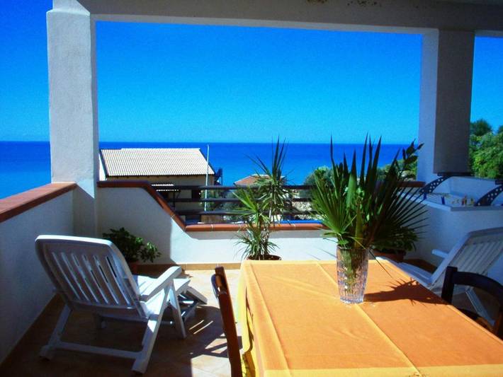 B&b per 3 persone, con giardino in Palma di Montechiaro