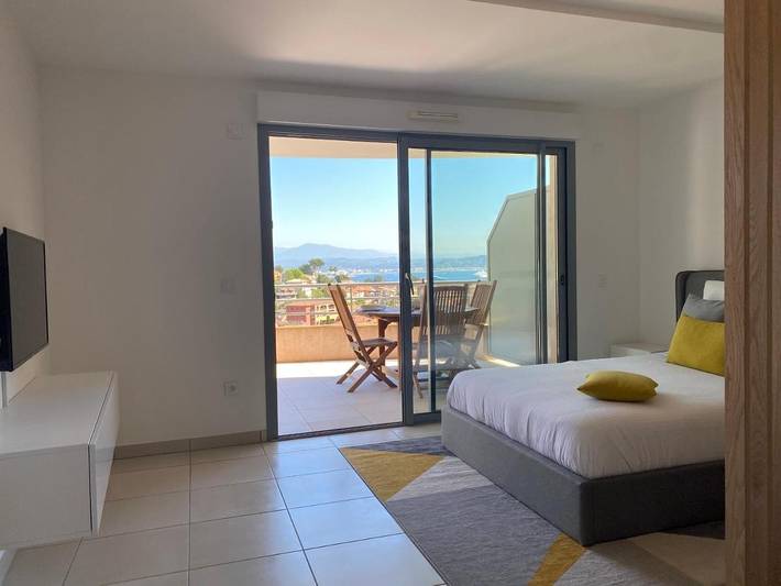 Appartement de vacances pour 4 personnes, avec Balcon ainsi que Terrasse et Vue