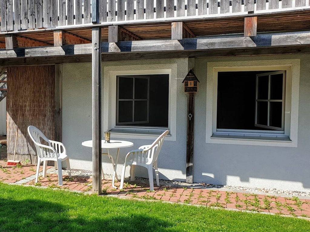 Ferienwohnung mit 2 Schlafzimmer in Chieming, Chiemsee