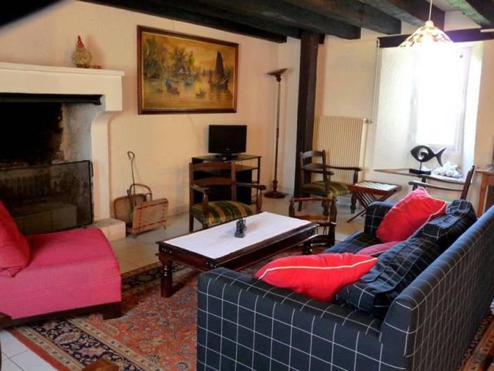 Gîte pour 12 personnes, avec piscine, animaux acceptés à Dienné