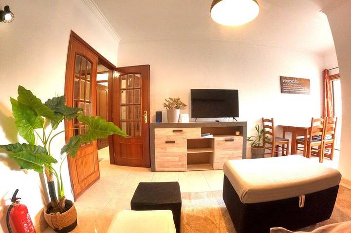 Casa de férias para 3 pessoas, com jardim em Queluz