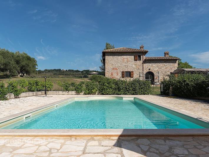 Casa vacanza per 20 persone, con giardino e piscina - 1