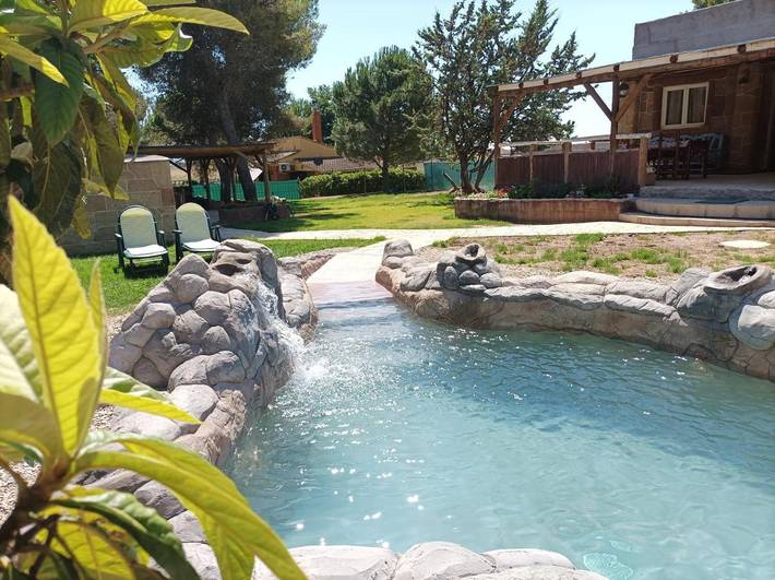 Vakantiehuis voor 8 personen, with zwembad and uitzicht as well as uitzicht op het meer and tuin - 1