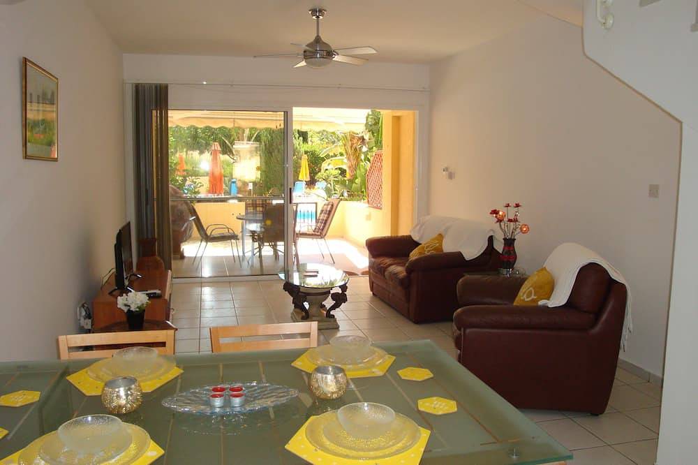 Casa vacanza a Πόλις Χρυσοχούς a partire da 102€ a notte