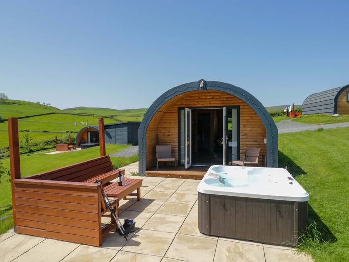 Hut for 4 people, with pets - 1