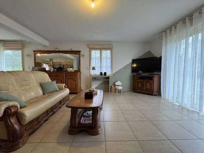 Location de vacances pour 14 personnes, avec terrasse et jardin à Le Grand-Lucé