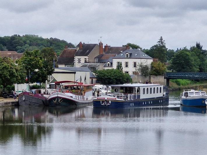 Alojamiento y desayuno para 2 personas, con jardín además de vistas y terraza - 1