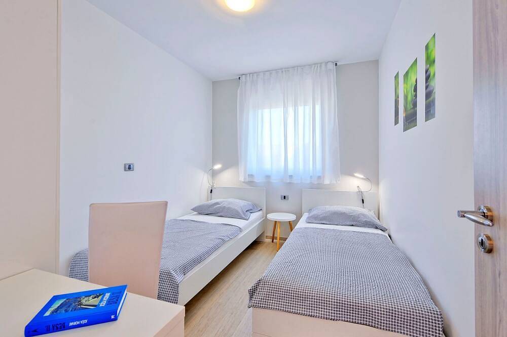 \"Villa Amosa\ in Sisan, Južna obala Istre