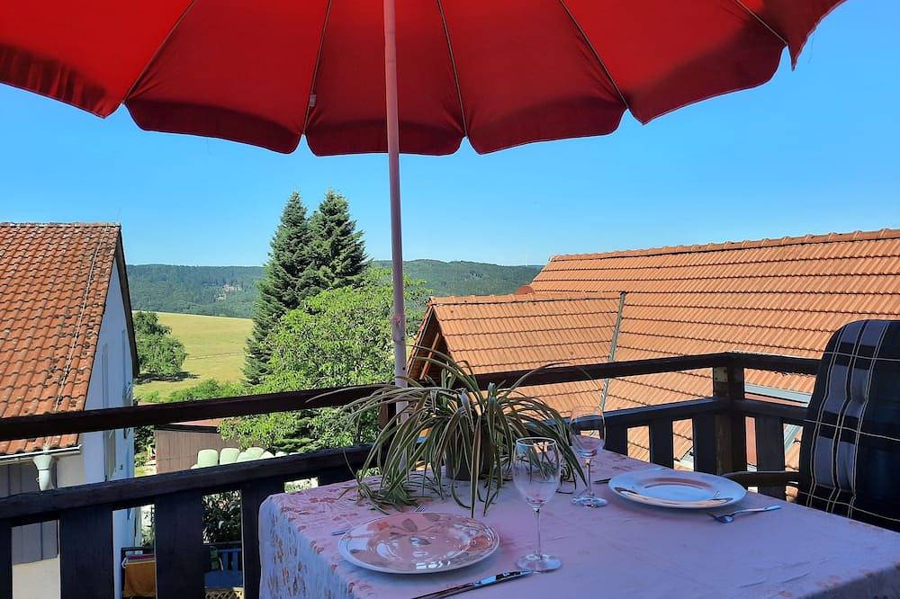 Ganze Wohnung, Ferienhof Fewo mit 2 Zimmer, Küche mit schönem Balkon, familienfreundlich in Oberzent, Odenwaldkreis