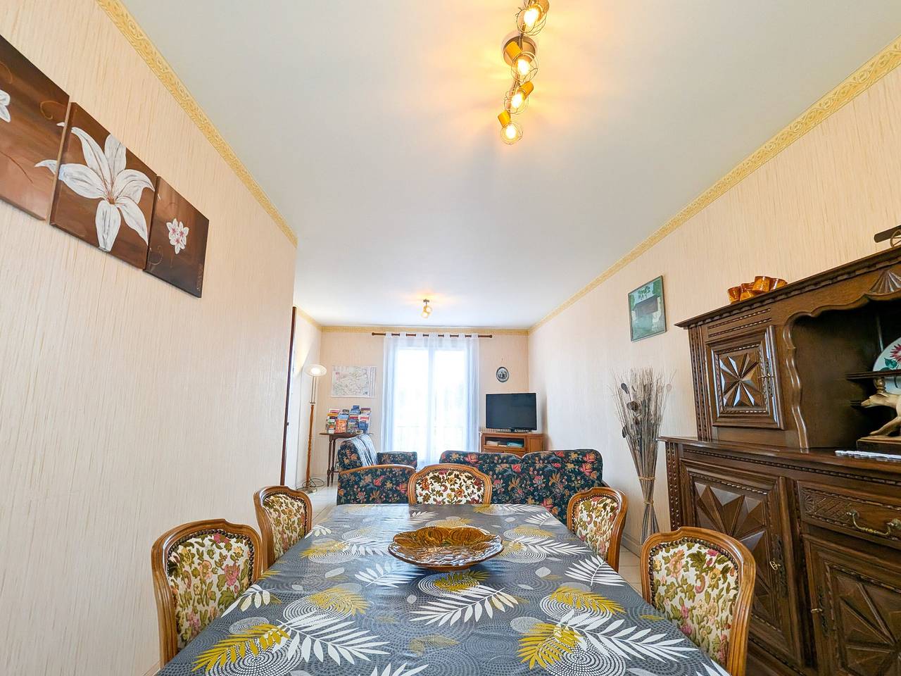 Casa rural encantadora cerca del Parque Natural de la Brenne con jardín privado y cerca de rutas ciclistas in Le Pont-Chrétien-Chabenet, Región de Châteauroux