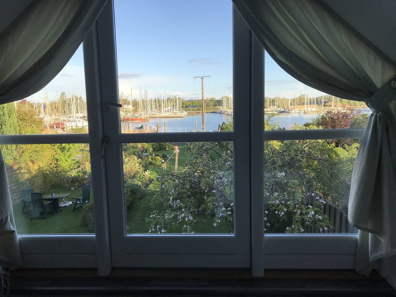Vakantiehuis 'Bullerbü Ferienhäuschen Arnis' met privéterras en eigen tuin, foto 11