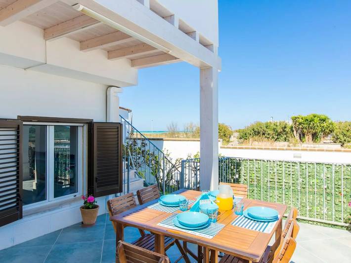 Villa per 5 persone, con giardino a Torre Santa Sabina