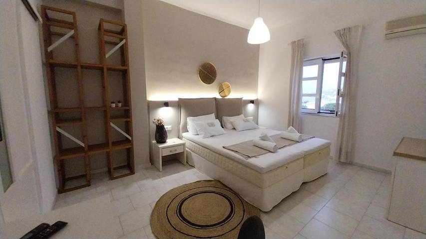 Location de vacances pour 3 personnes, avec vue et jardin dans Finikas - 3