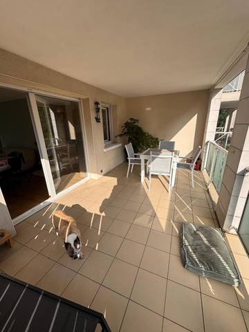 Gîte pour 2 personnes, avec piscine et terrasse, animaux acceptés à Saint-Cyr-sur-Loire