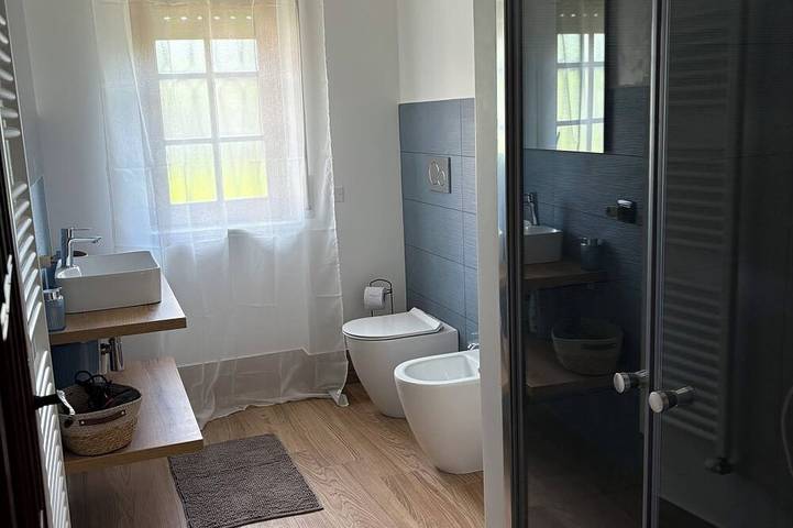 A charming villa surrounded by greenery, just a stone's throw from Salerno and the coast in Montoro (Italie), Province d'Avellino
