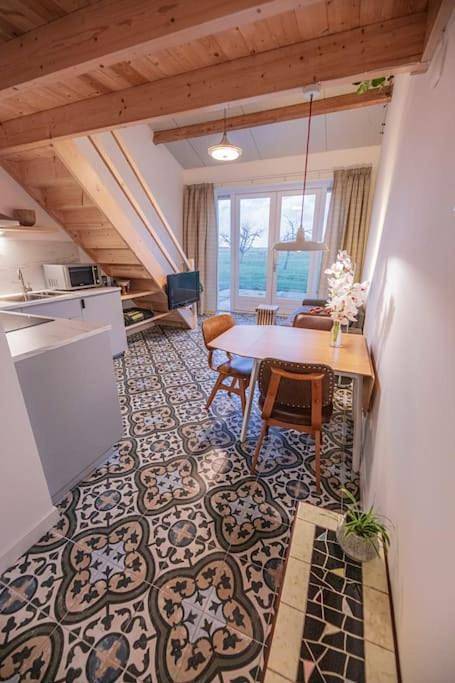 Location de vacances pour 4 personnes, avec vue ainsi que terrasse et jardin dans Hem - 4