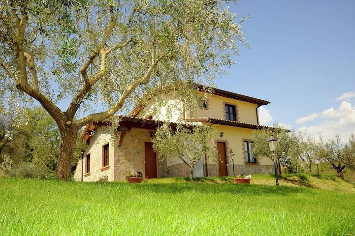 Villa con piscina per 4 persone, con piscina e giardino, con animali domestici a Perugia