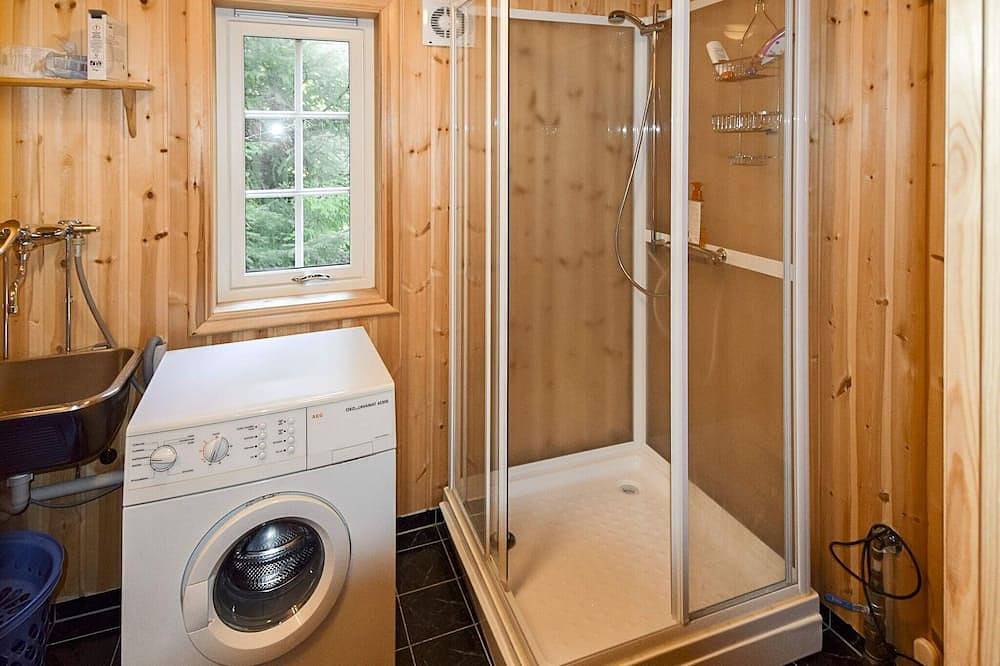 4 Personen Ferienhaus in Botnhamn in Senja, Lenvik