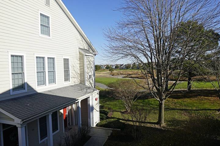 Vacation rental for 8 people, with terrace and hot tub as well as sauna and pool in Ocean View