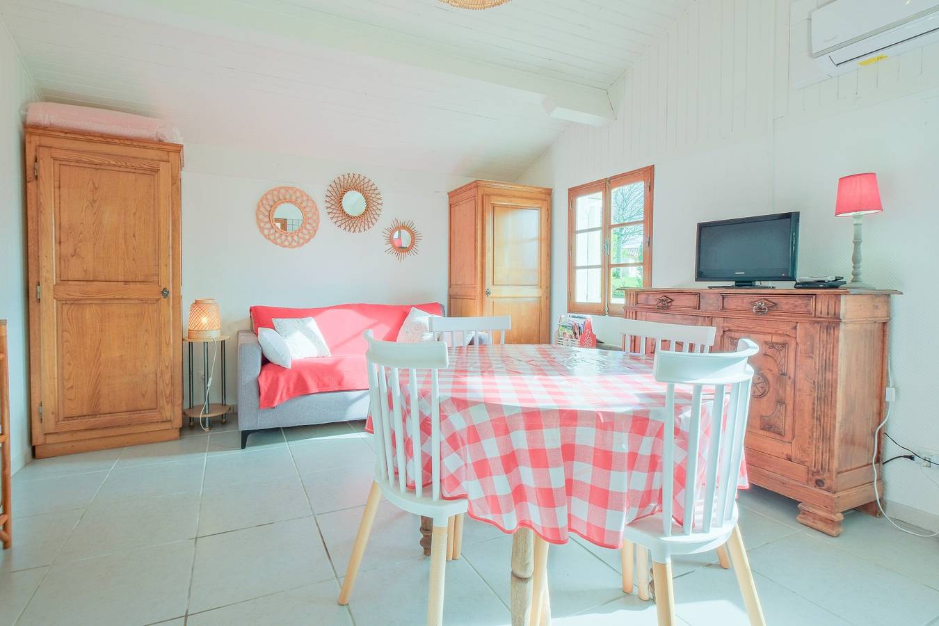 Vakantiehuis 'Gîte Le Moutat-Le Châlet' met privé terras, wifi en airconditioning, foto 6